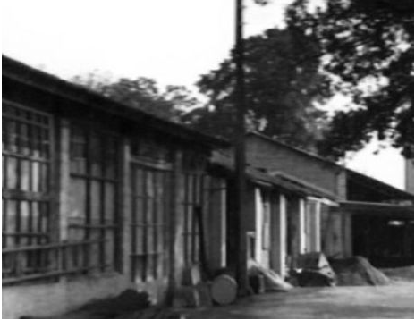 Ancienne photo de Sarremejean dans les années 1920 - 1974 bis