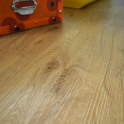 #LAME VINYL ROCK 55CLICK RIGIDE Cl.33/42 4v - 17,8x121,3 Chene Grege (2,15m2 Pqt)